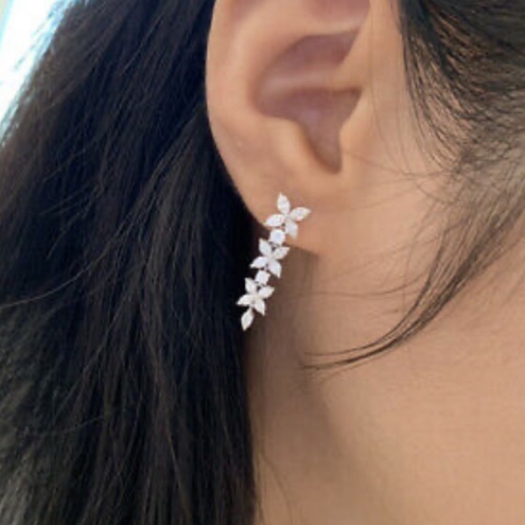 New Sterling silver diamond earrings - Picture 1 of 6